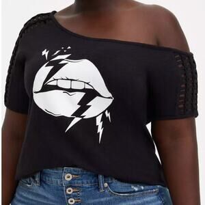 NWT Torrid Lattice Off Shoulder Tee - Heritage Slub Lips Black Size 2